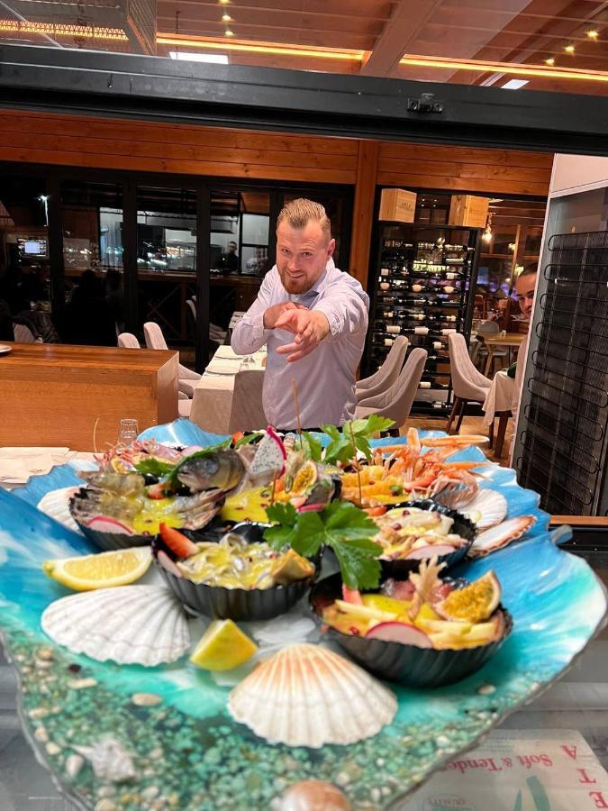 Te Aldo Hotel Kuraten エクステリア 写真