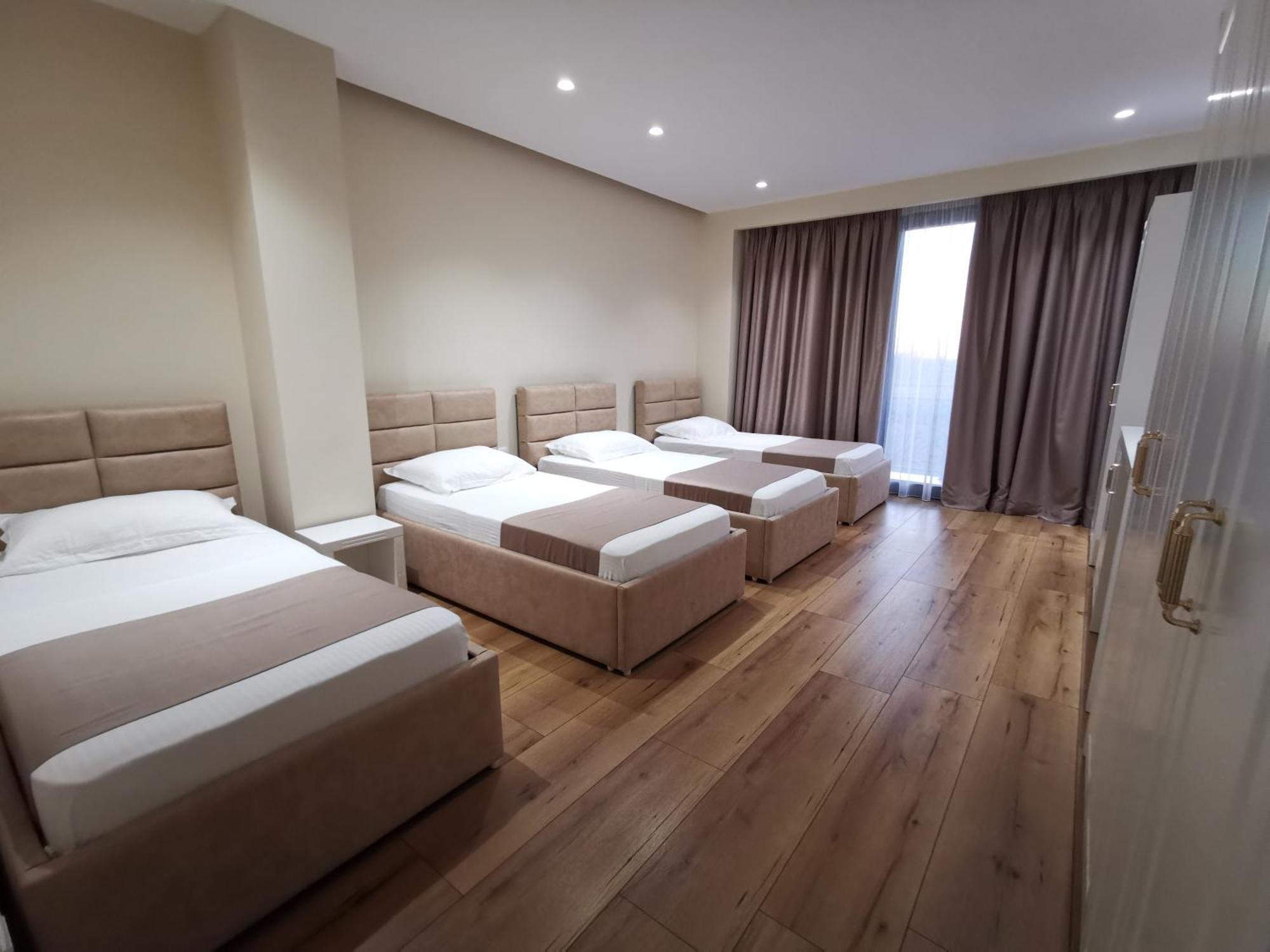 Te Aldo Hotel Kuraten エクステリア 写真