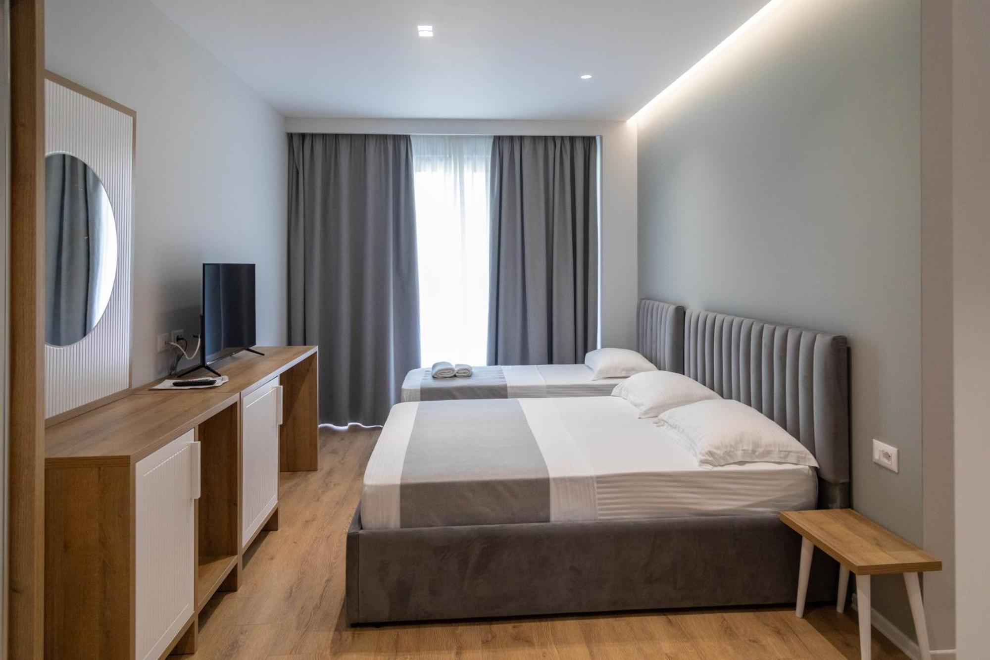 Te Aldo Hotel Kuraten エクステリア 写真
