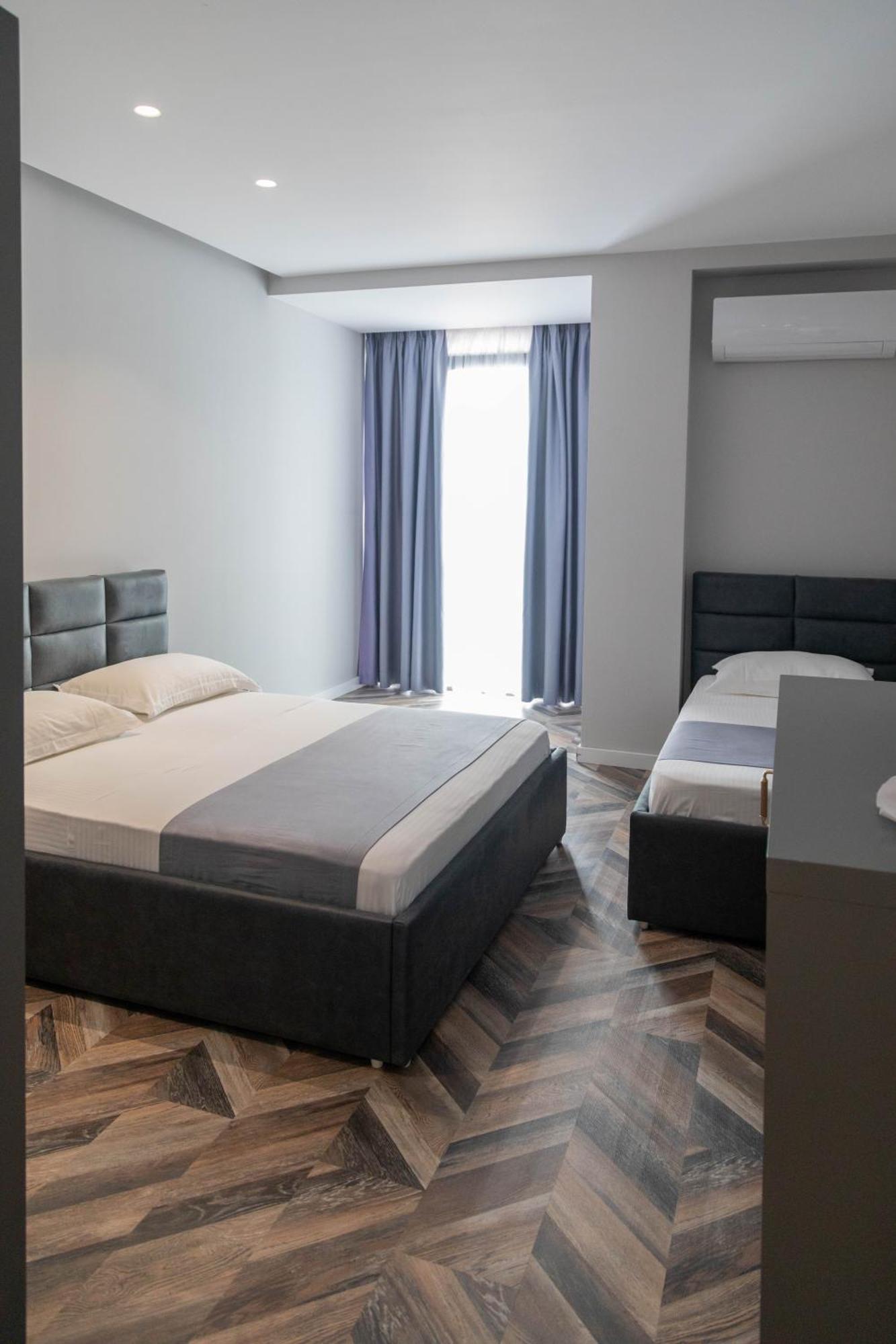Te Aldo Hotel Kuraten エクステリア 写真